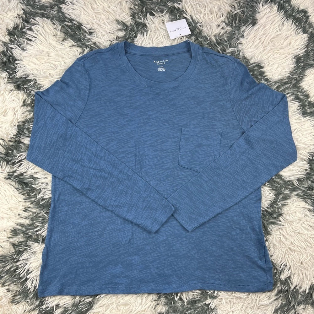NWT American Eagle Men's Blue Long Sleeve Pocket T-Shirt Size Large
